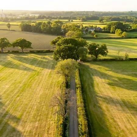 Daisy Cottage, Dalston, Peaceful, Rural Setting With Garden & Hot Tub * Карлайл